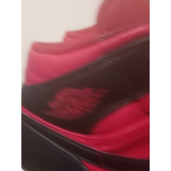 Size 8.5 Nike Air Jordan 1 Mid Bred Black Red 554724-660 Men Retro OG main image 6